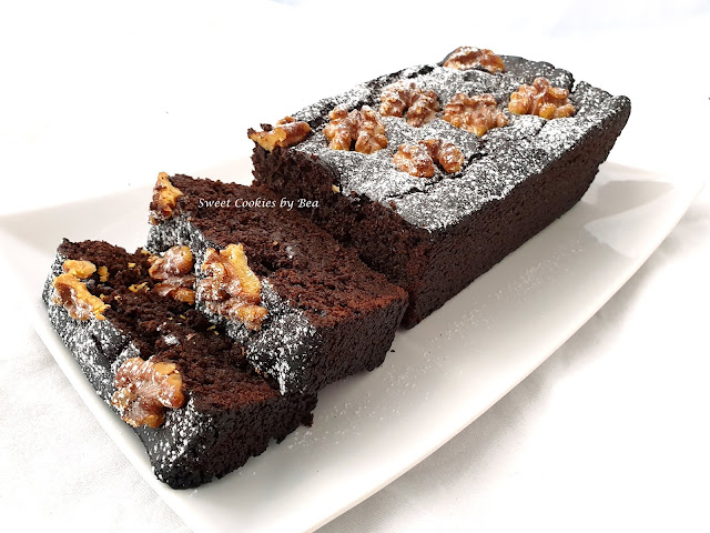 Bizcocho de almendra y algarroba