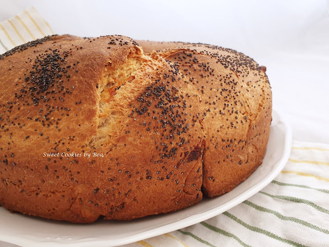 Brioche semintegral con tomate y mozzarella