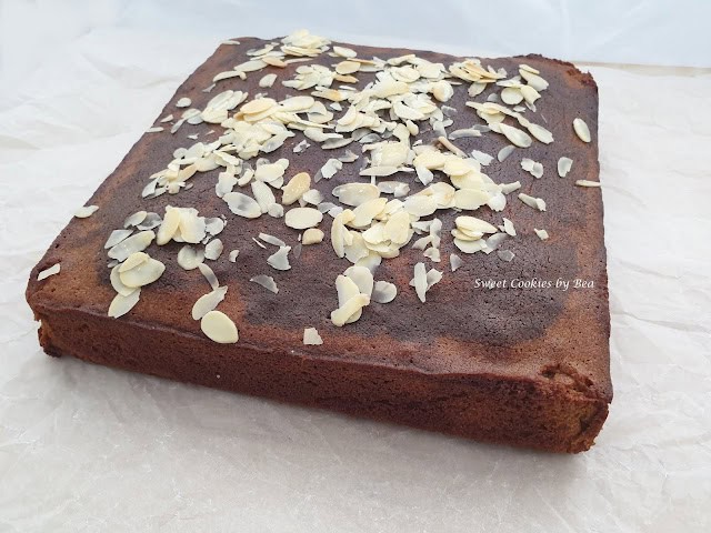 Bizcocho sin gluten con almendras y miel