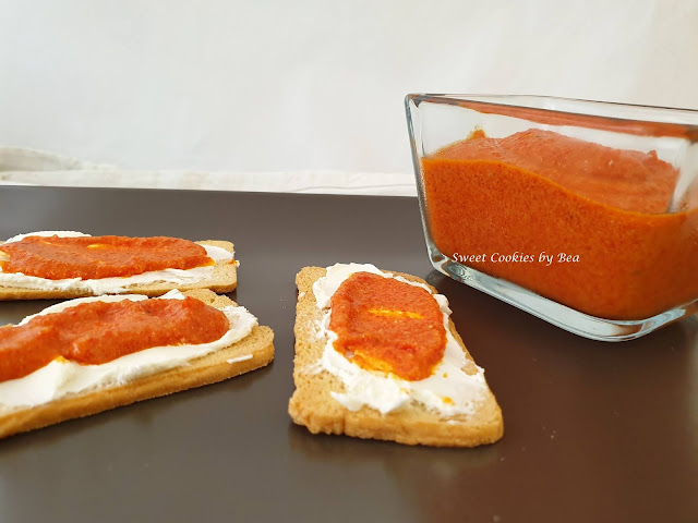 Paté de piquillos y anchoas