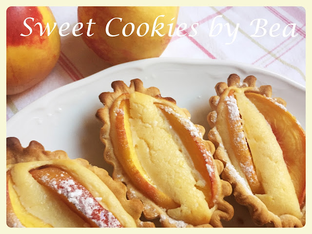 Tartaletas con nectarinas