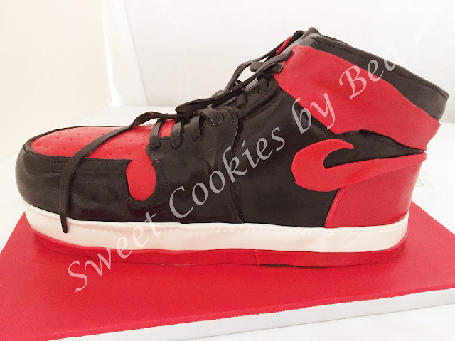 Tarta zapatilla de fondant